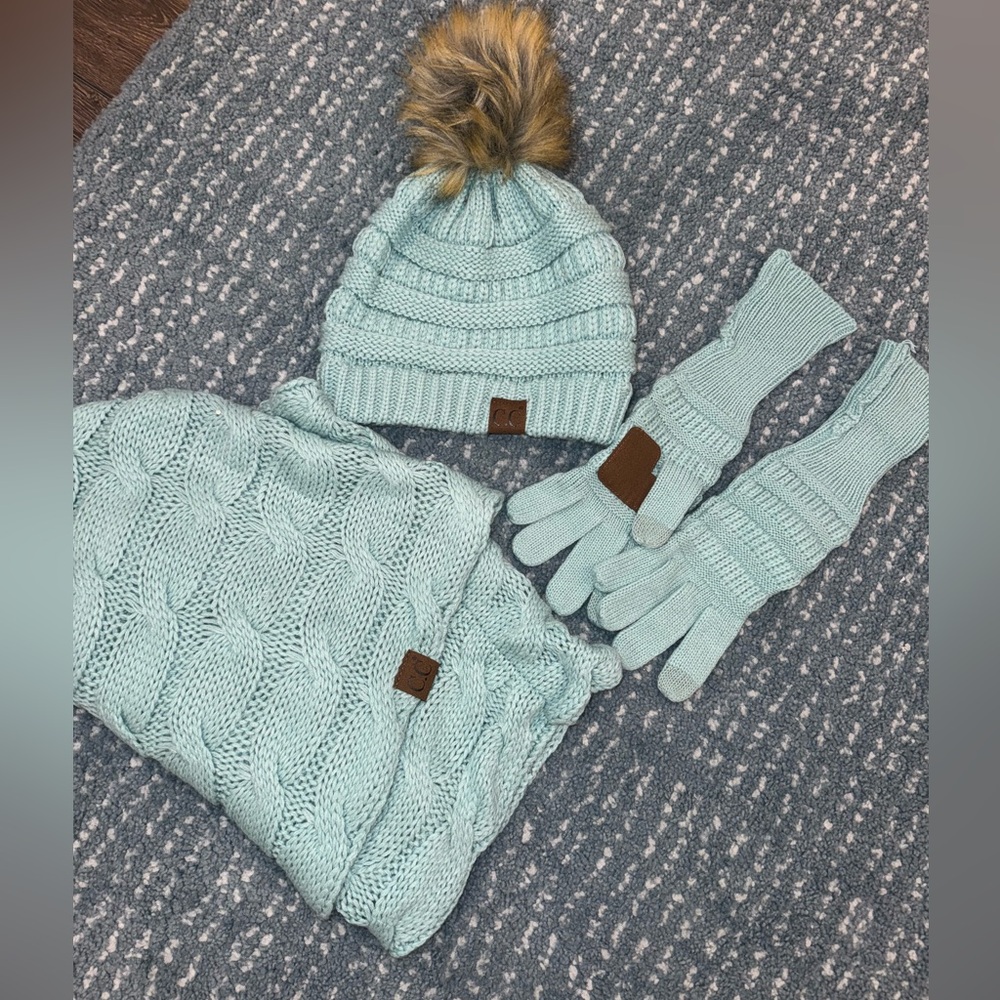 CC Hat,Glove & scarf set